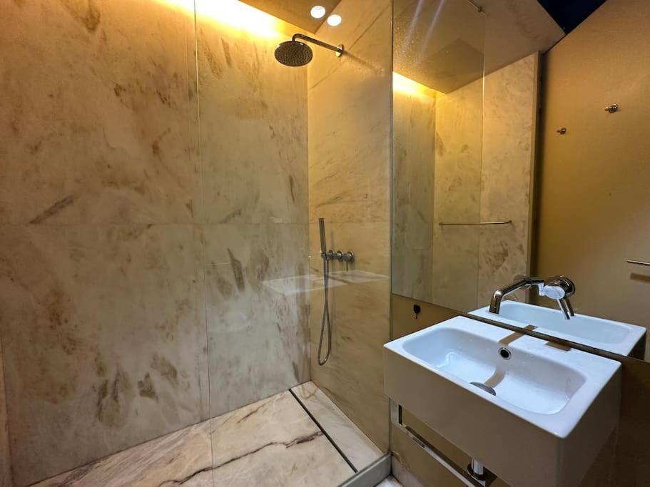 Home Nearby Timeout Lisboa Ngoại thất bức ảnh