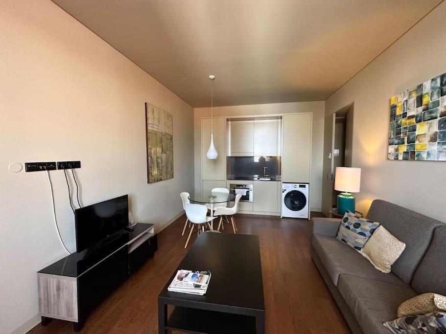 Home Nearby Timeout Lisboa Ngoại thất bức ảnh